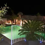 Privée Myriami *