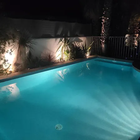 Privee Myriami * לאט