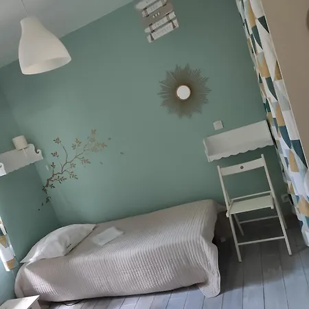 Privee Myriami * לאט