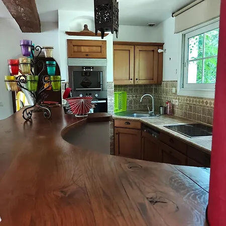 Privee Myriami וילה