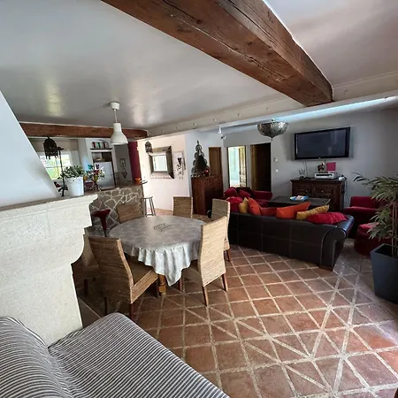 Vila Privee Myriami *